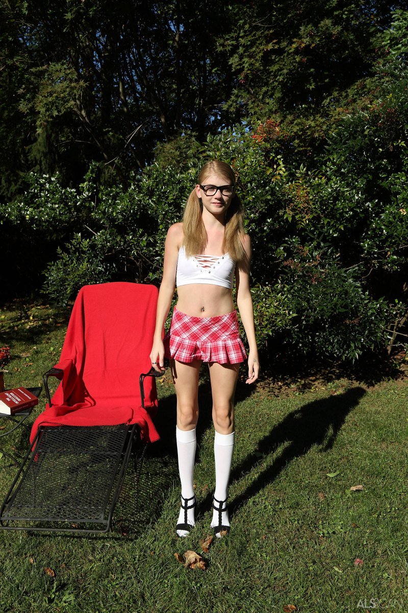 Елизавета, 22 года, 0 размер груди